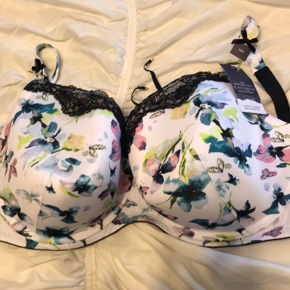 Balconette bra